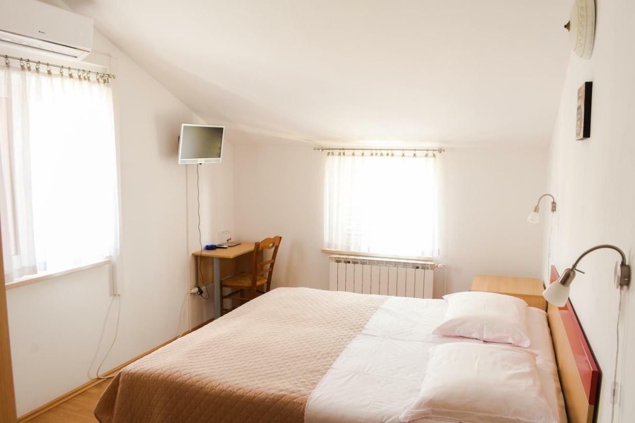 Rooms Ljubica Cres Εξωτερικό φωτογραφία