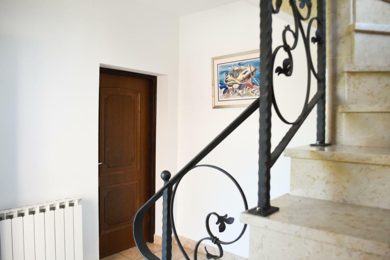 Rooms Ljubica Cres Εξωτερικό φωτογραφία